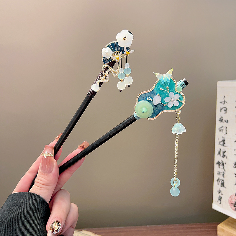クラシックタッセルヘアスティック黒木製フラワーパールヘアピン - Women Knight Accessories のレビューと価格