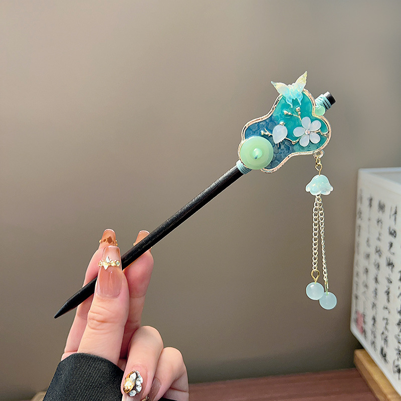 クラシックタッセルヘアスティック黒木製フラワーパールヘアピン - Women Knight Accessories のレビューと価格